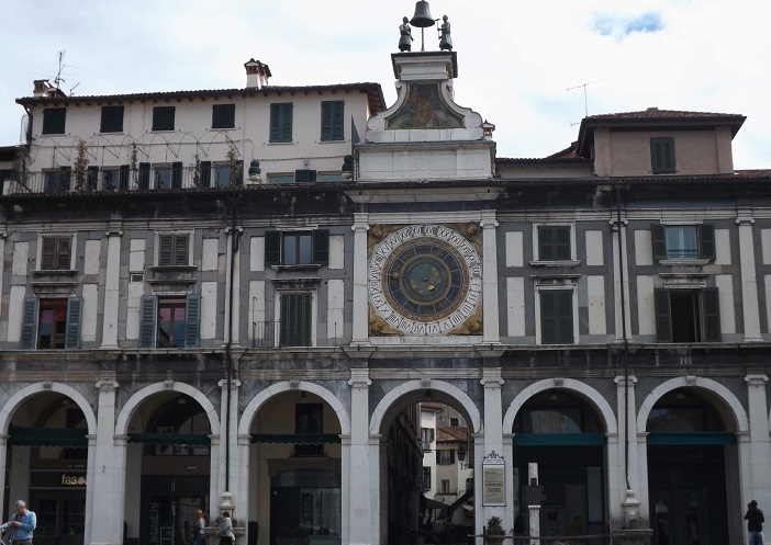Piazza Loggia-orologio